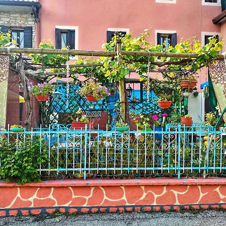 Art B&B La Casa Del Pittore Revine Lago Exterior photo