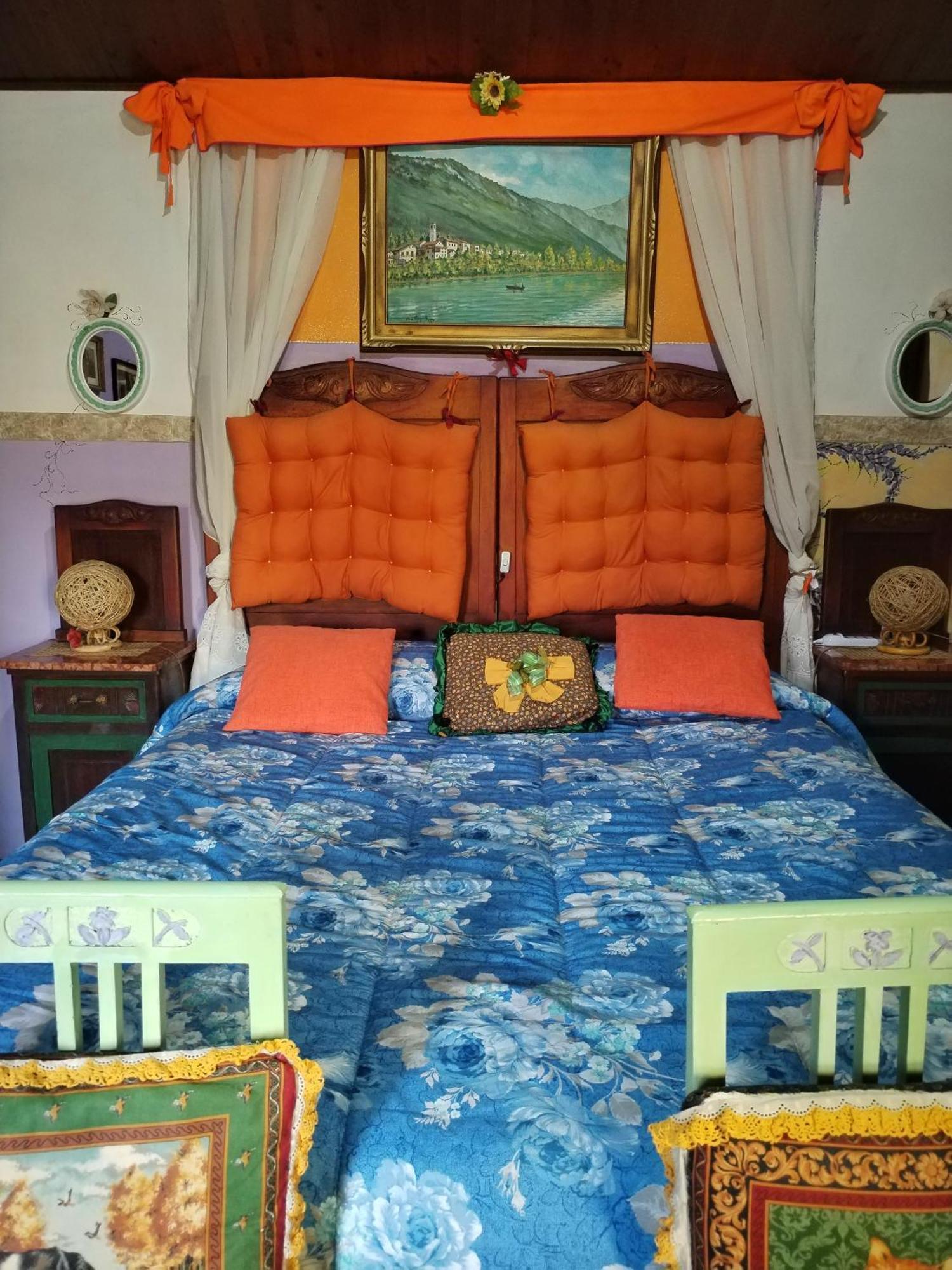 Art B&B La Casa Del Pittore Revine Lago Exterior photo